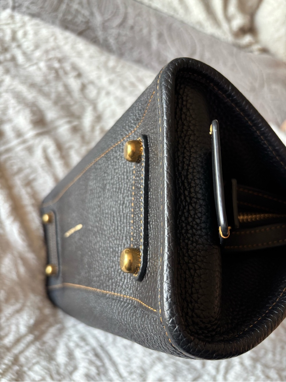 Coach 1941 Rogue 31 in Black/Gold - Picture 13 of 14